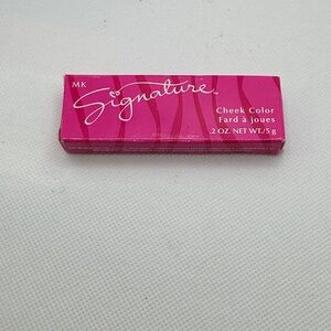 MK Signature Cheek Color in Silky Plum 8879